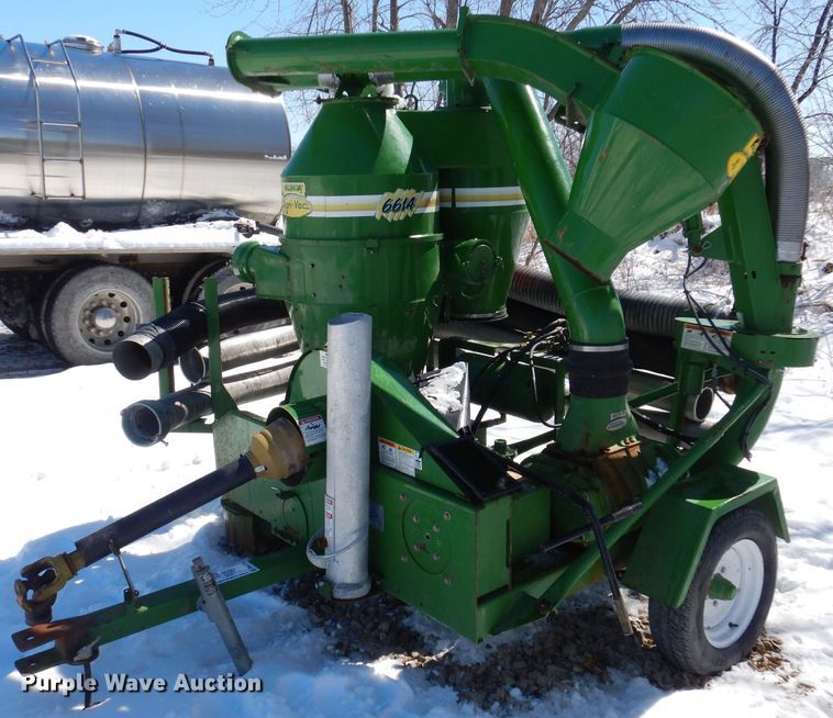 image for item DK5176 2011 Walinga 6614  grain vacuum