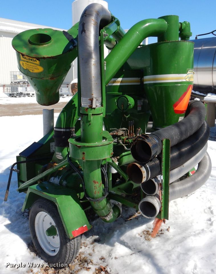 image for item DK5176 2011 Walinga 6614  grain vacuum
