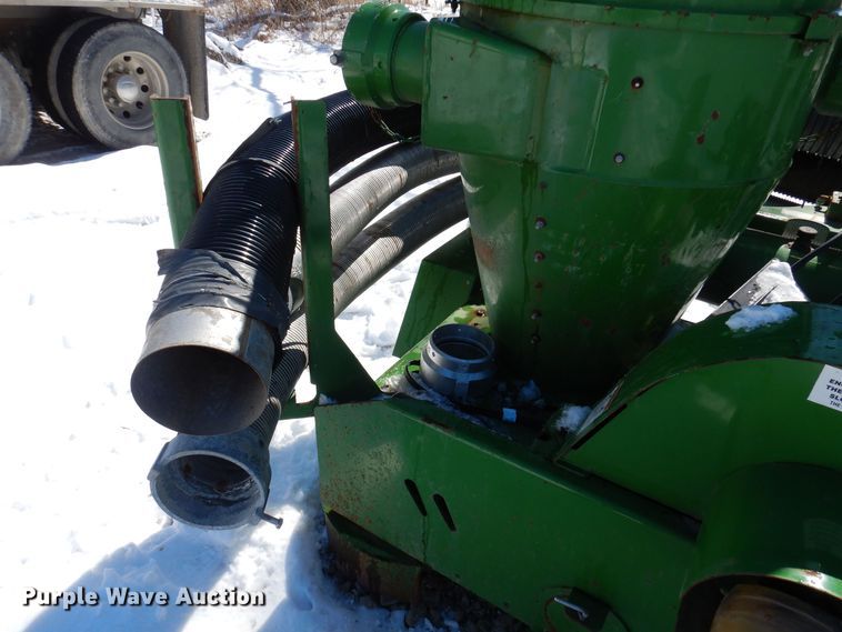 image for item DK5176 2011 Walinga 6614  grain vacuum