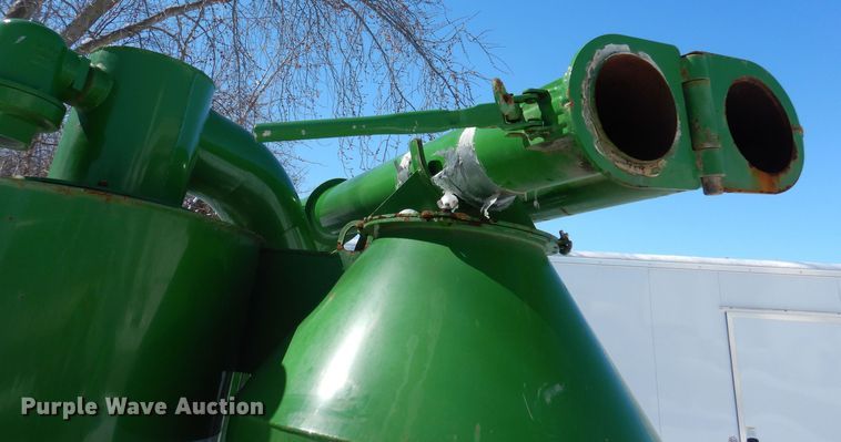 image for item DK5176 2011 Walinga 6614  grain vacuum