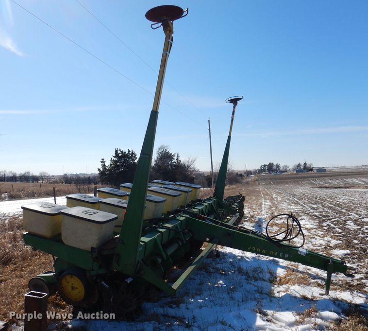 image for item DK5188 John Deere 7000  planter