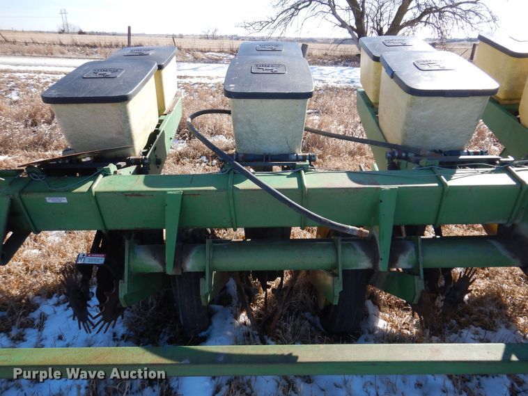 image for item DK5188 John Deere 7000  planter