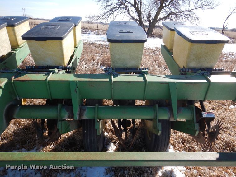 image for item DK5188 John Deere 7000  planter
