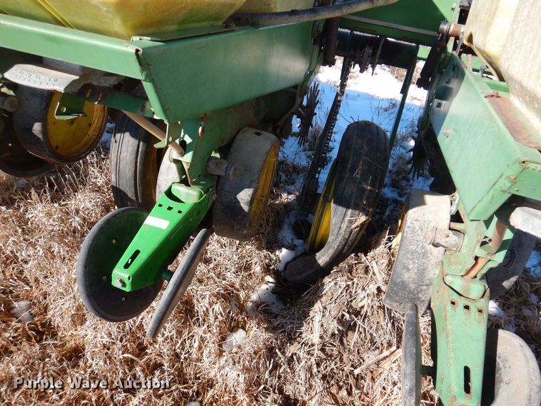 image for item DK5188 John Deere 7000  planter