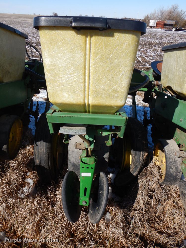 image for item DK5188 John Deere 7000  planter