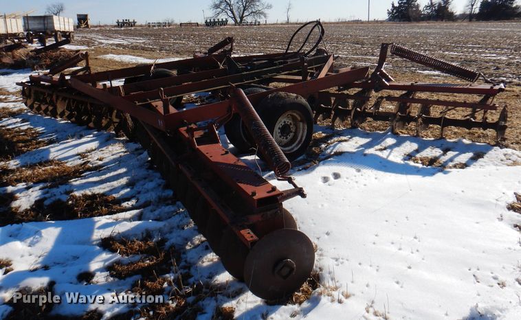 image for item DK5193 International 470  disk