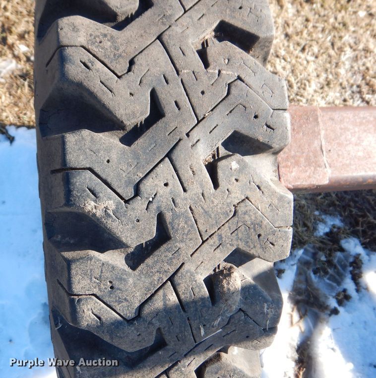 image for item DK5194 (2) bale movers