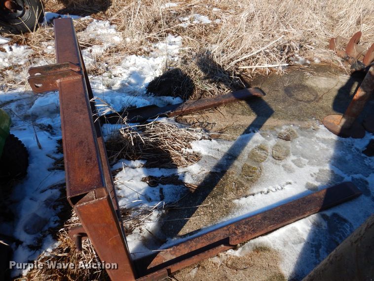 image for item DK5194 (2) bale movers