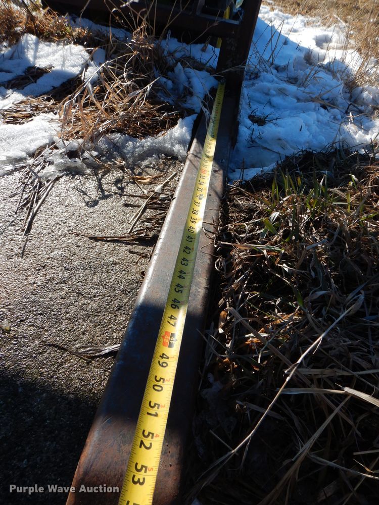 image for item DK5194 (2) bale movers