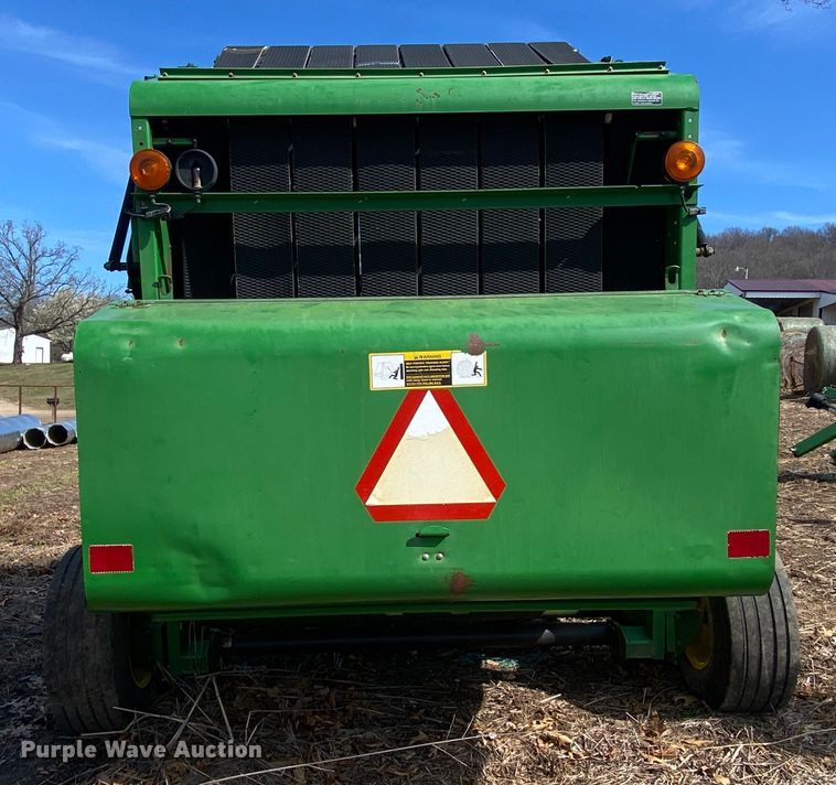 image for item DL7079 1992 John Deere 535  round baler