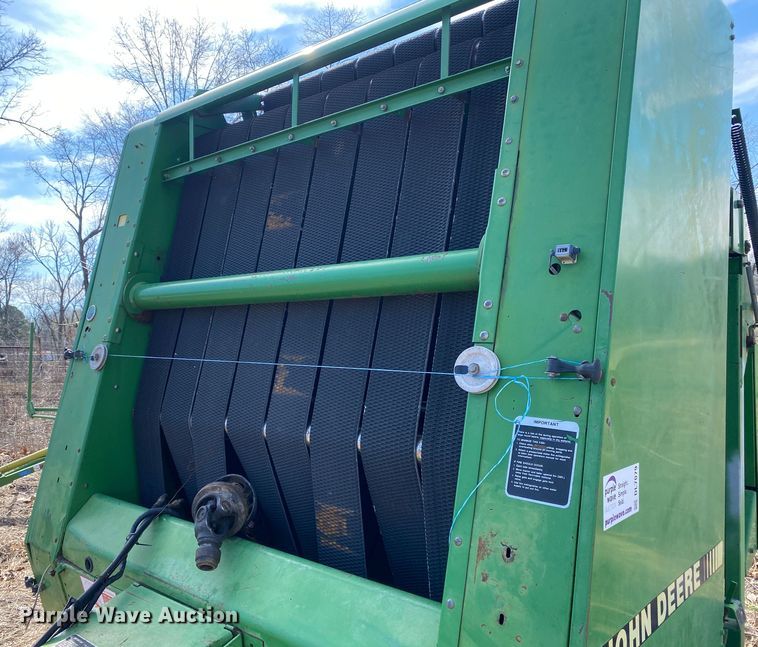 image for item DL7079 1992 John Deere 535  round baler