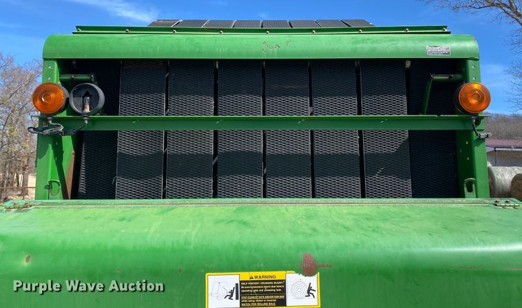 image for item DL7079 1992 John Deere 535  round baler