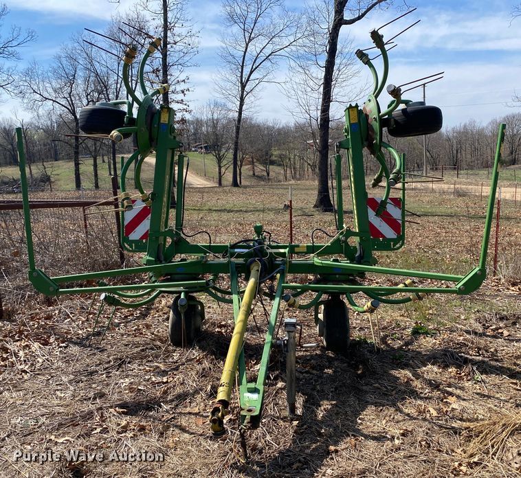 image for item DL7080 Krone KW 5.52 T  hay tedder