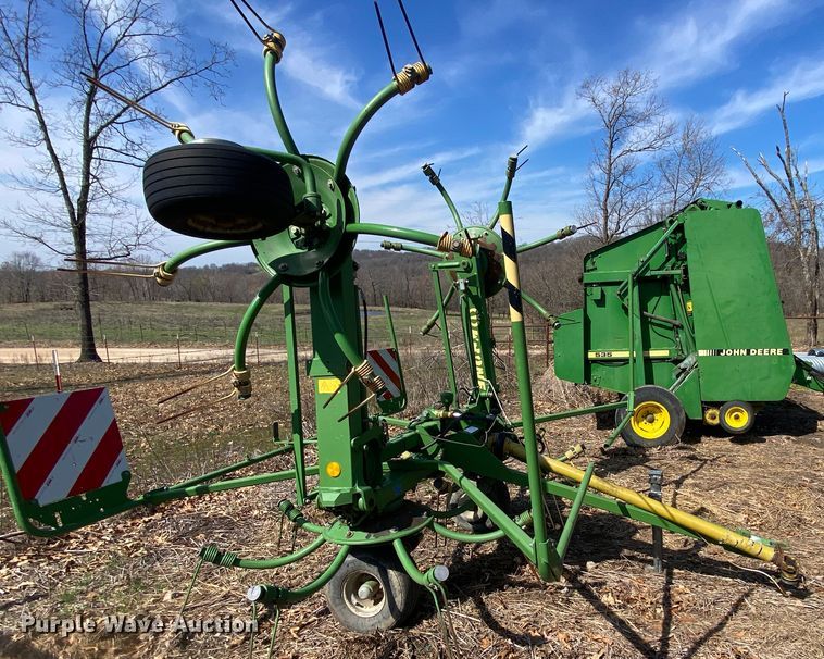 image for item DL7080 Krone KW 5.52 T  hay tedder