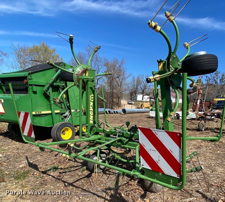 image for item DL7080 Krone KW 5.52 T  hay tedder