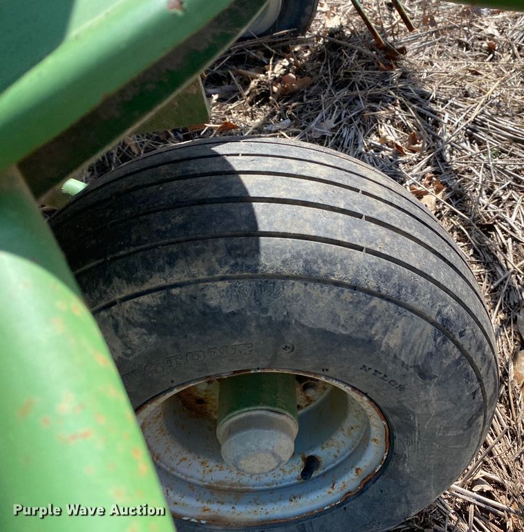 image for item DL7080 Krone KW 5.52 T  hay tedder