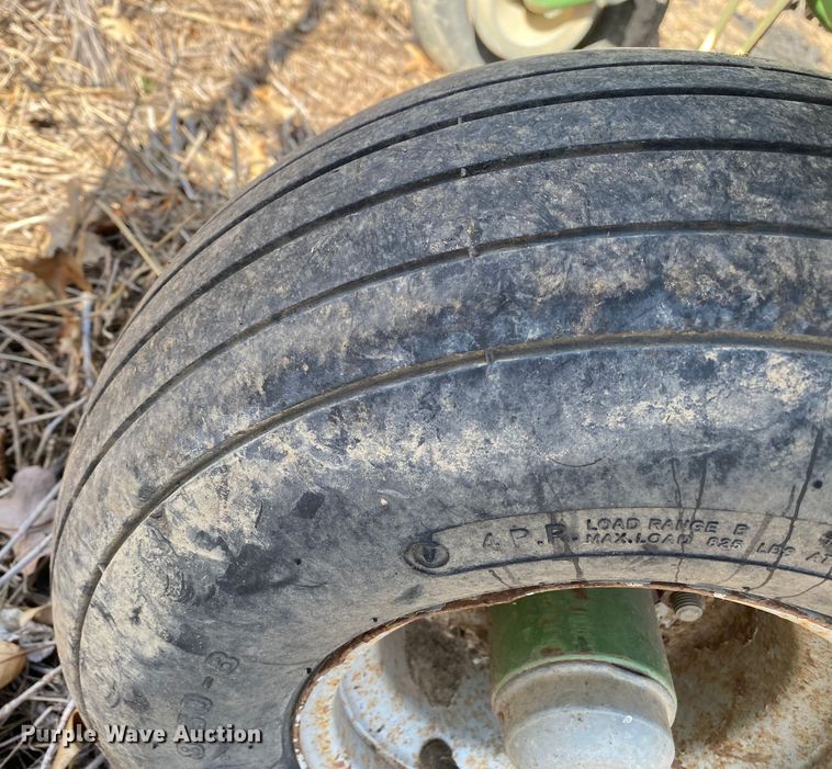 image for item DL7080 Krone KW 5.52 T  hay tedder