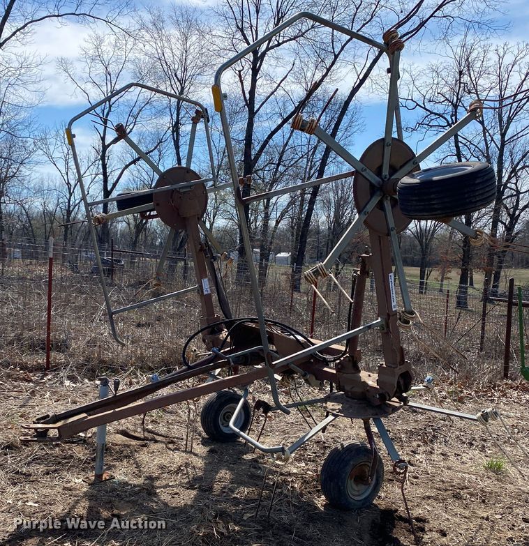 image for item DL7081 M&W  hay tedder