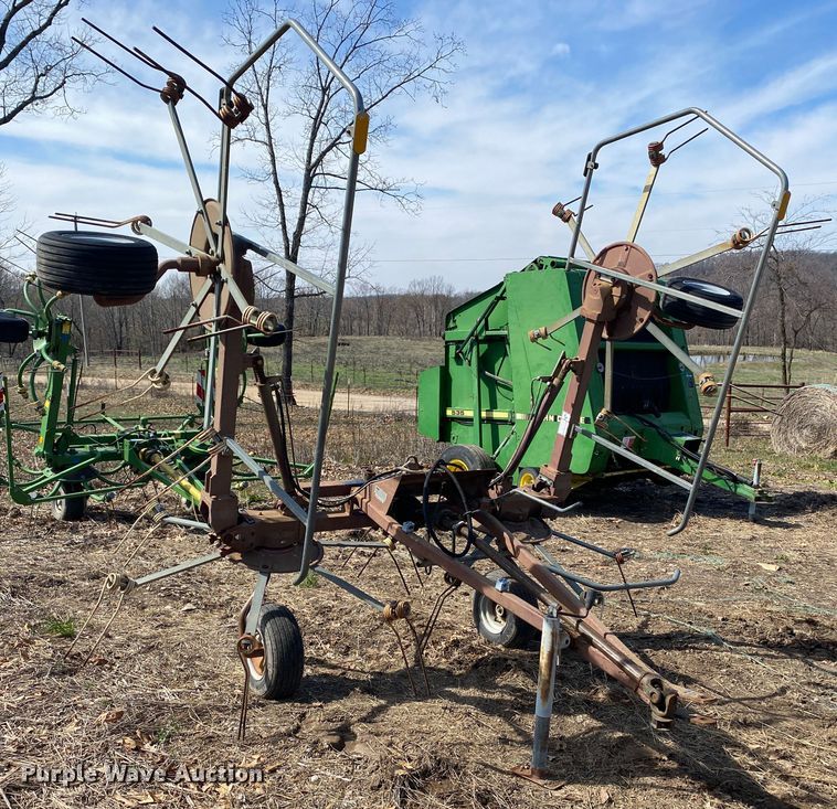 image for item DL7081 M&W  hay tedder