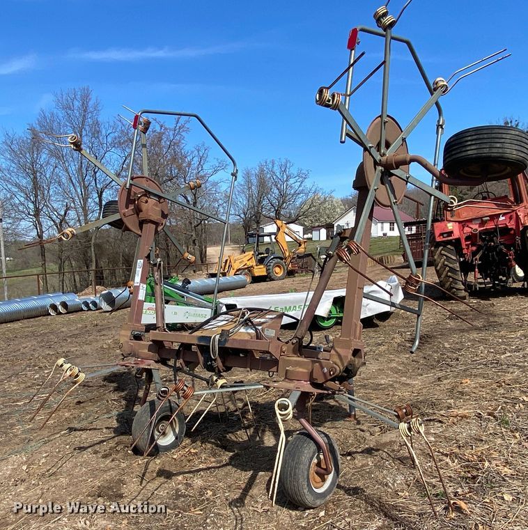 image for item DL7081 M&W  hay tedder