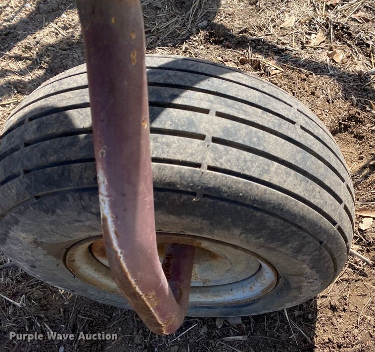 image for item DL7081 M&W  hay tedder