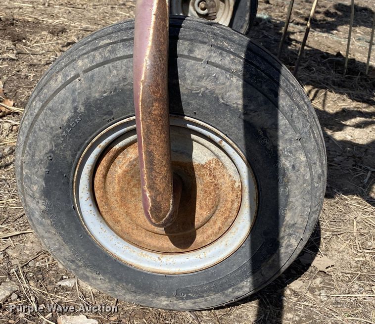 image for item DL7081 M&W  hay tedder