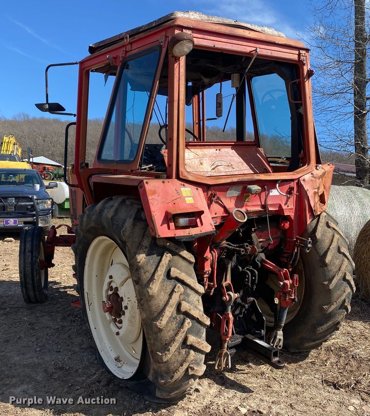 image for item DL7083 Belarus 560M  tractor
