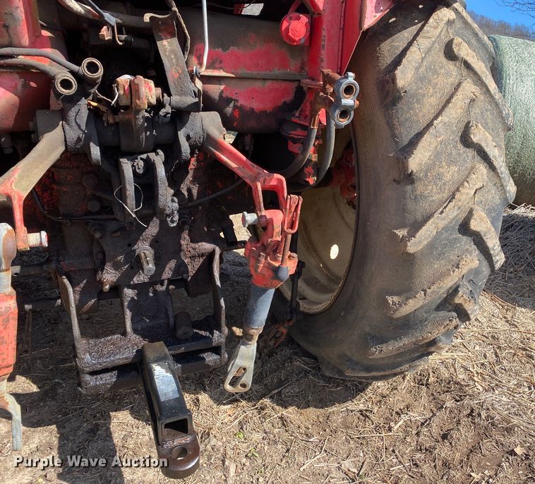 image for item DL7083 Belarus 560M  tractor