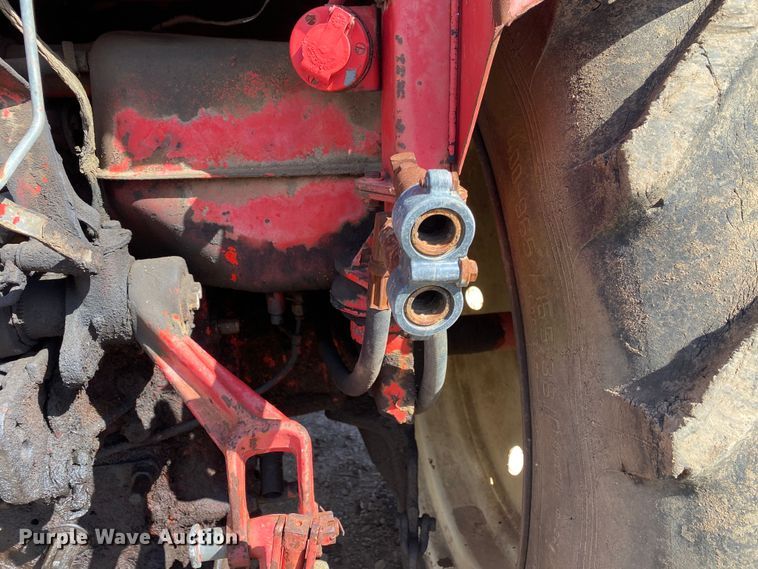 image for item DL7083 Belarus 560M  tractor