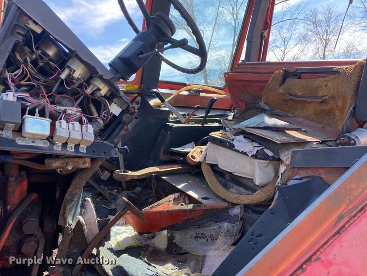 image for item DL7083 Belarus 560M  tractor