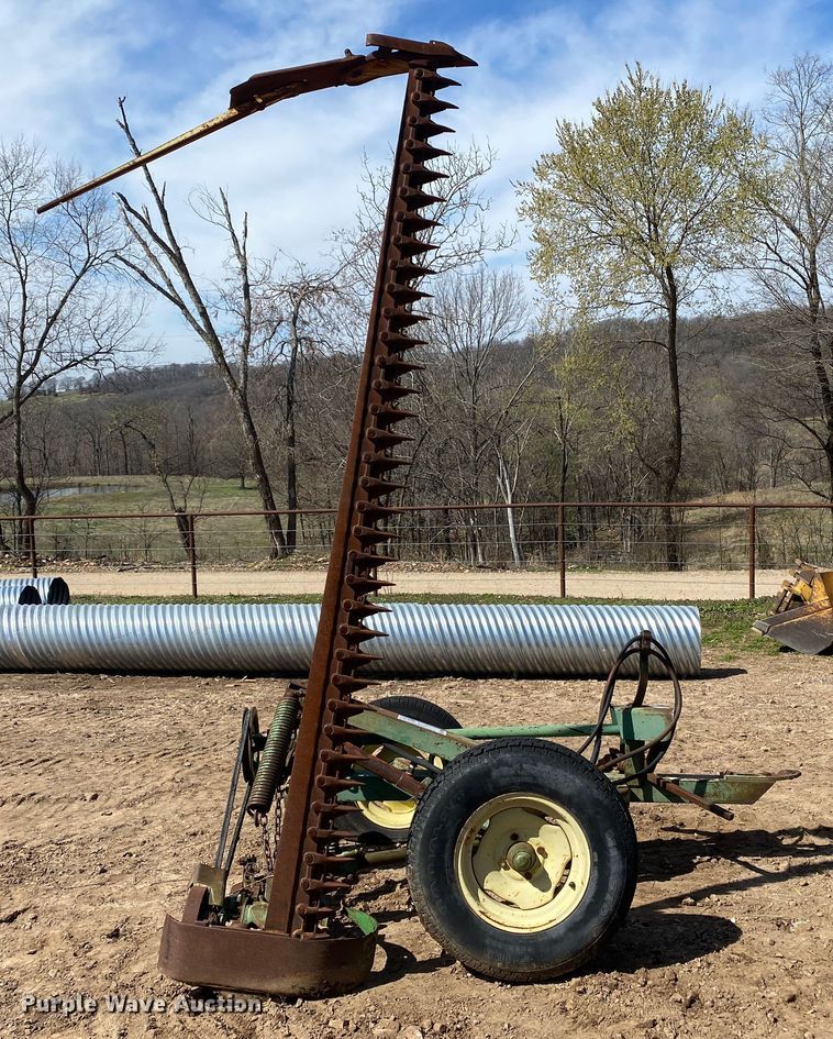 image for item DL7088 John Deere 450  sickle mower