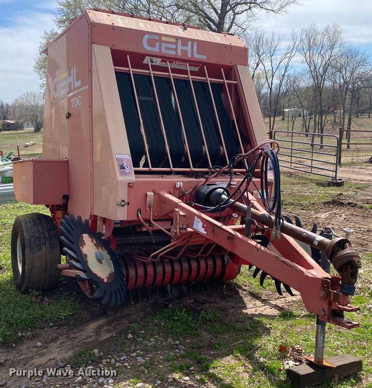 image for item DL7091 Gehl RB1475  round baler