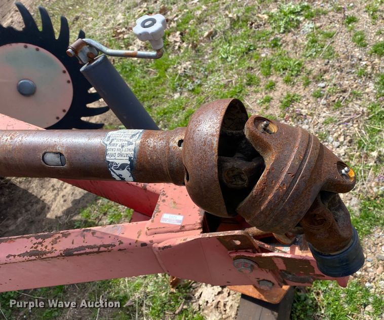 image for item DL7091 Gehl RB1475  round baler