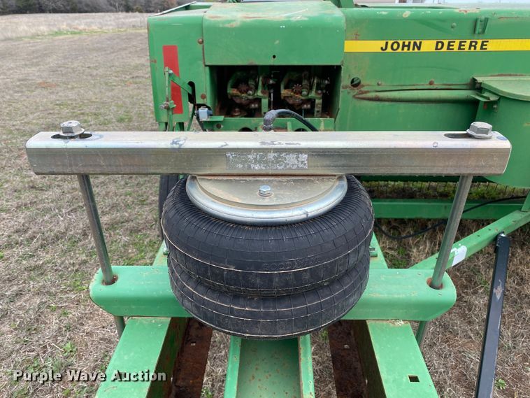 image for item DL7100 John Deere 328  small square baler