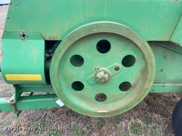 image for item DL7100 John Deere 328  small square baler