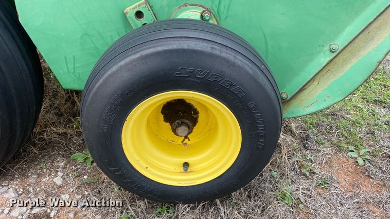 image for item DL7100 John Deere 328  small square baler