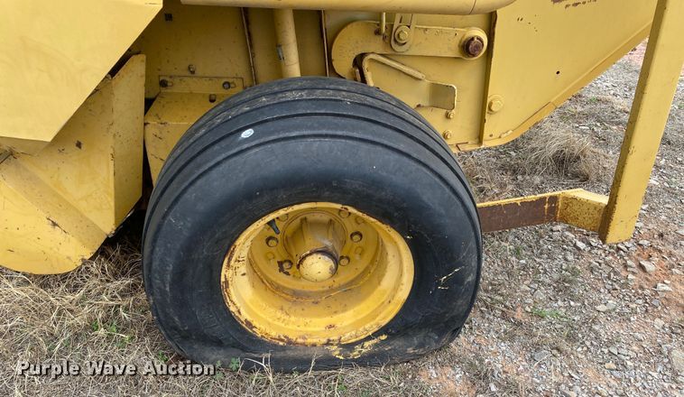 image for item DL7101 1994 Vermeer 605 Series K  round baler