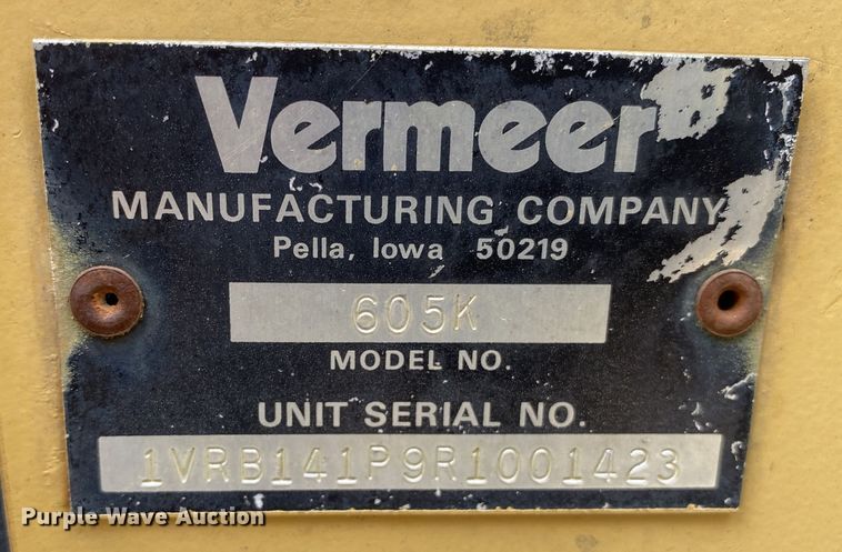 image for item DL7101 1994 Vermeer 605 Series K  round baler