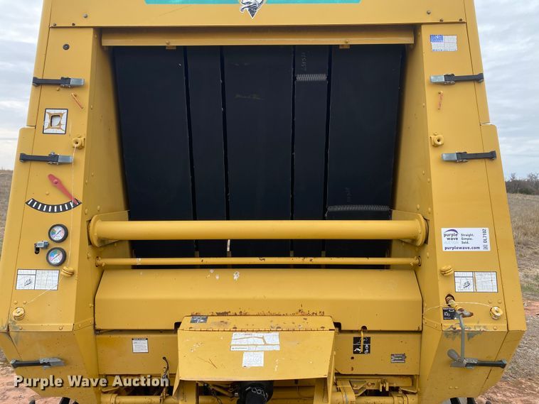 image for item DL7102 1994 Vermeer 605 Series K  round baler
