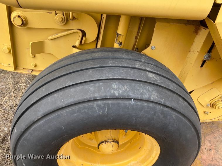 image for item DL7102 1994 Vermeer 605 Series K  round baler