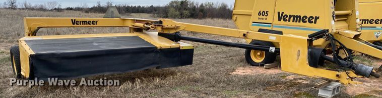 image for item DL7103 Vermeer TM700  disc mower