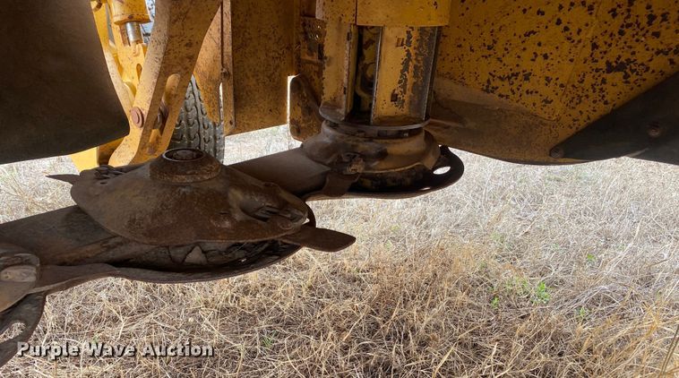 image for item DL7103 Vermeer TM700  disc mower