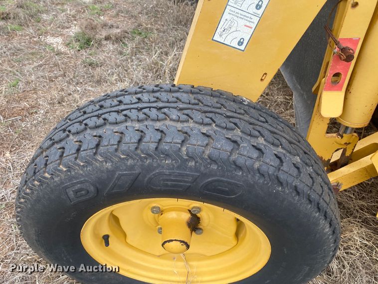 image for item DL7103 Vermeer TM700  disc mower