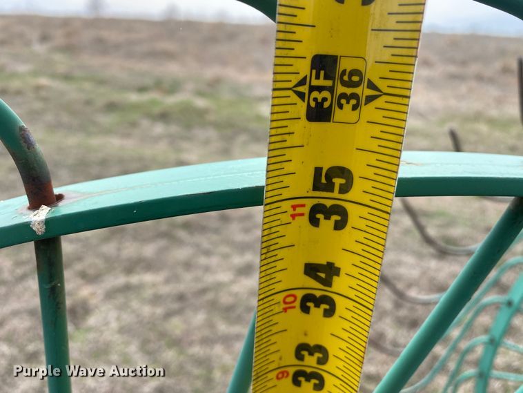 image for item DL7104 John Deere 702  hay rake