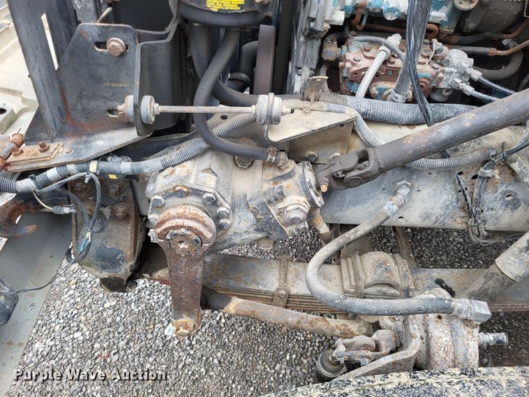 image for item DO3566 1995 International 4900  truck cab and chassis