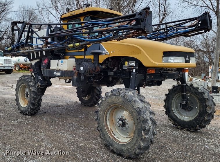 image for item DO3567 SpraCoupe 4460  sprayer