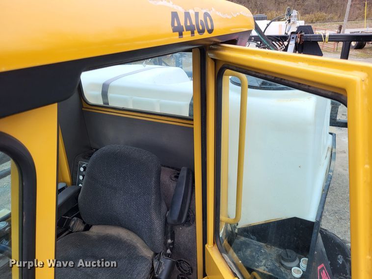 image for item DO3567 SpraCoupe 4460  sprayer