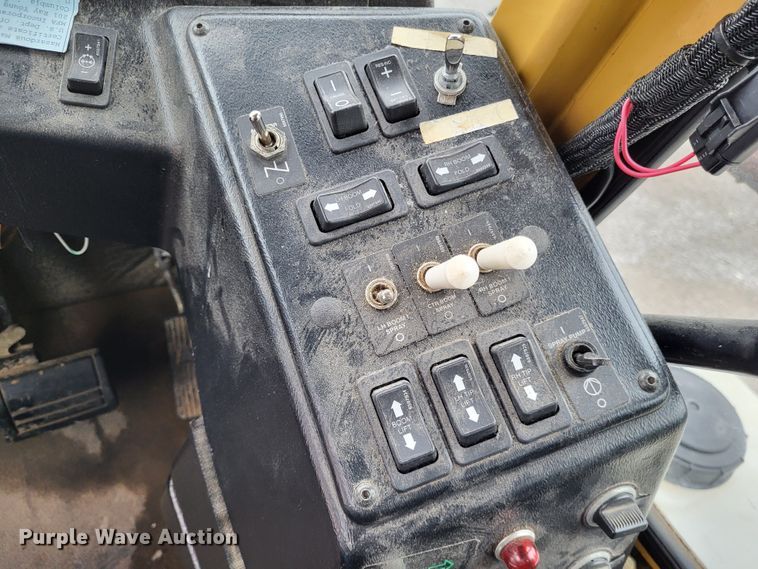 image for item DO3567 SpraCoupe 4460  sprayer