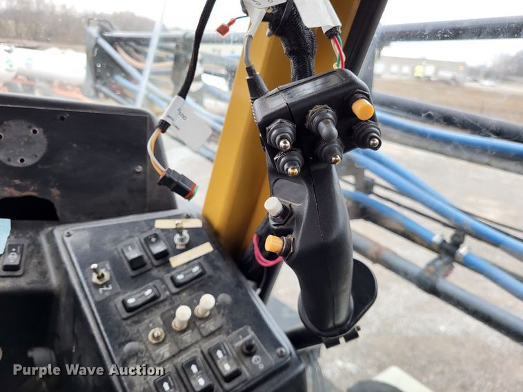 image for item DO3567 SpraCoupe 4460  sprayer