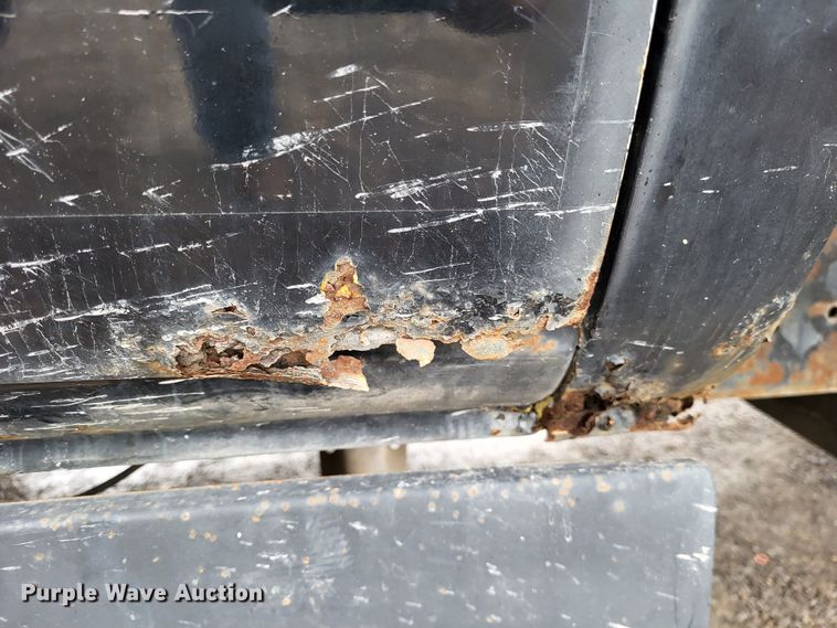 image for item DO3568 1986 Chevrolet 60  dump flatbed truck